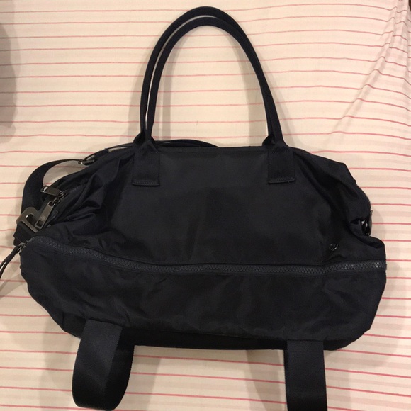lululemon athletica Handbags - Lululemon gym bag